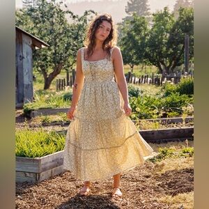 NWOT Christy Dawn Adele Dress in Daisy (M)